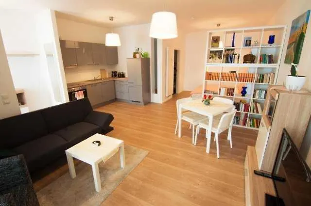Ferienwohnung Fritz- Buechner- Str