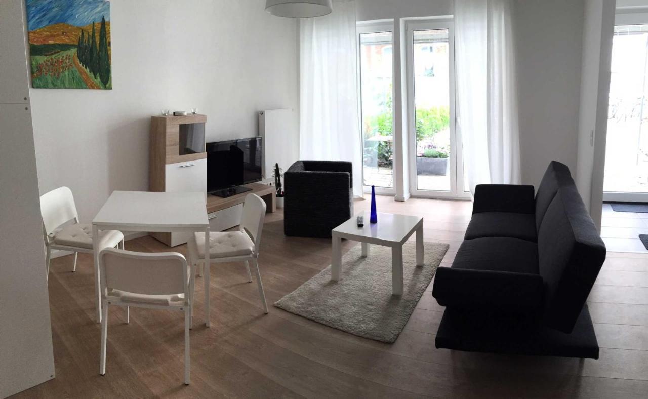 Fritz- Buechner- Str Apartment
